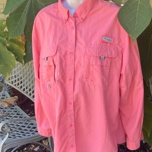 Columbia  Outdoor Shirt. Beautiful pink coral color. Size XL.